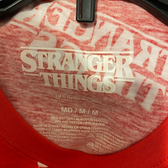 ⚫️ New Stranger Things tee all over print - medium - - Picture 6 of 6